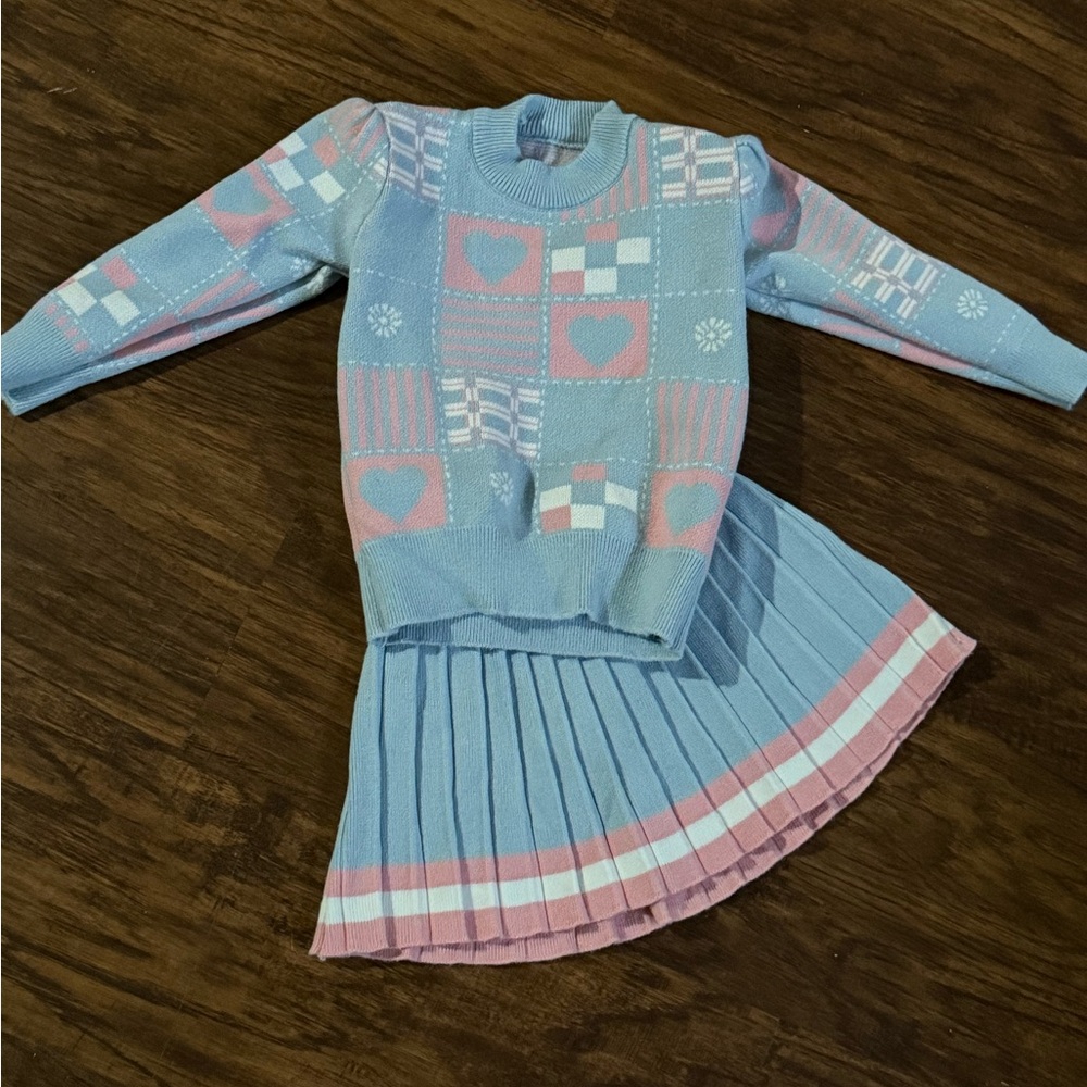 SHEIN Blue and Pink Matching Set with Knit Sweater and Pleated Skirt